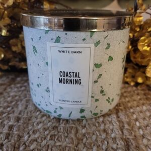 White Barn Green and White Bath Candle